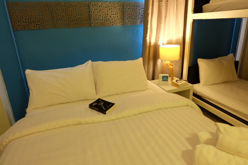 Oyes Hostel Krabi town Esterno foto