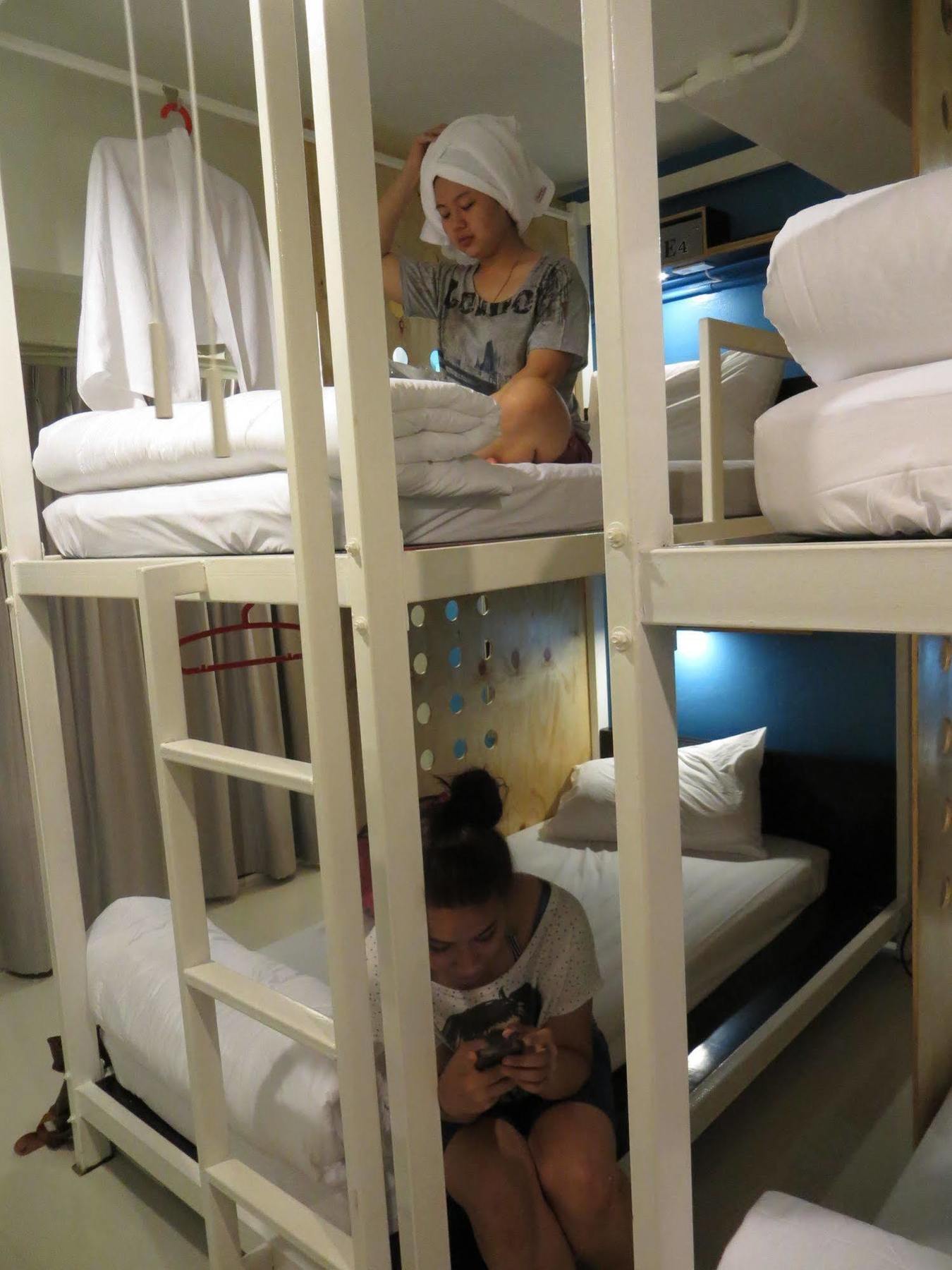 Oyes Hostel Krabi town Esterno foto