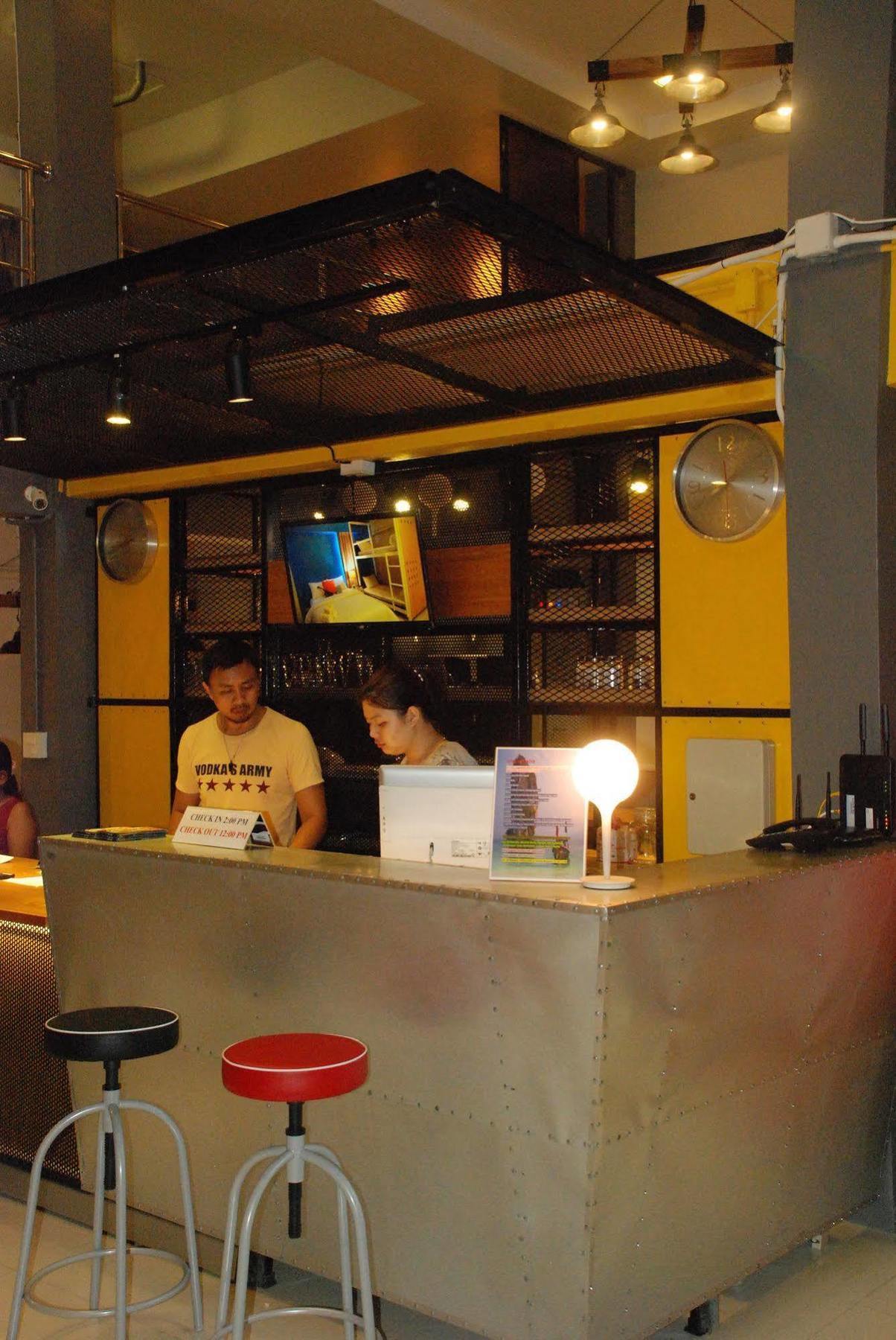 Oyes Hostel Krabi town Esterno foto