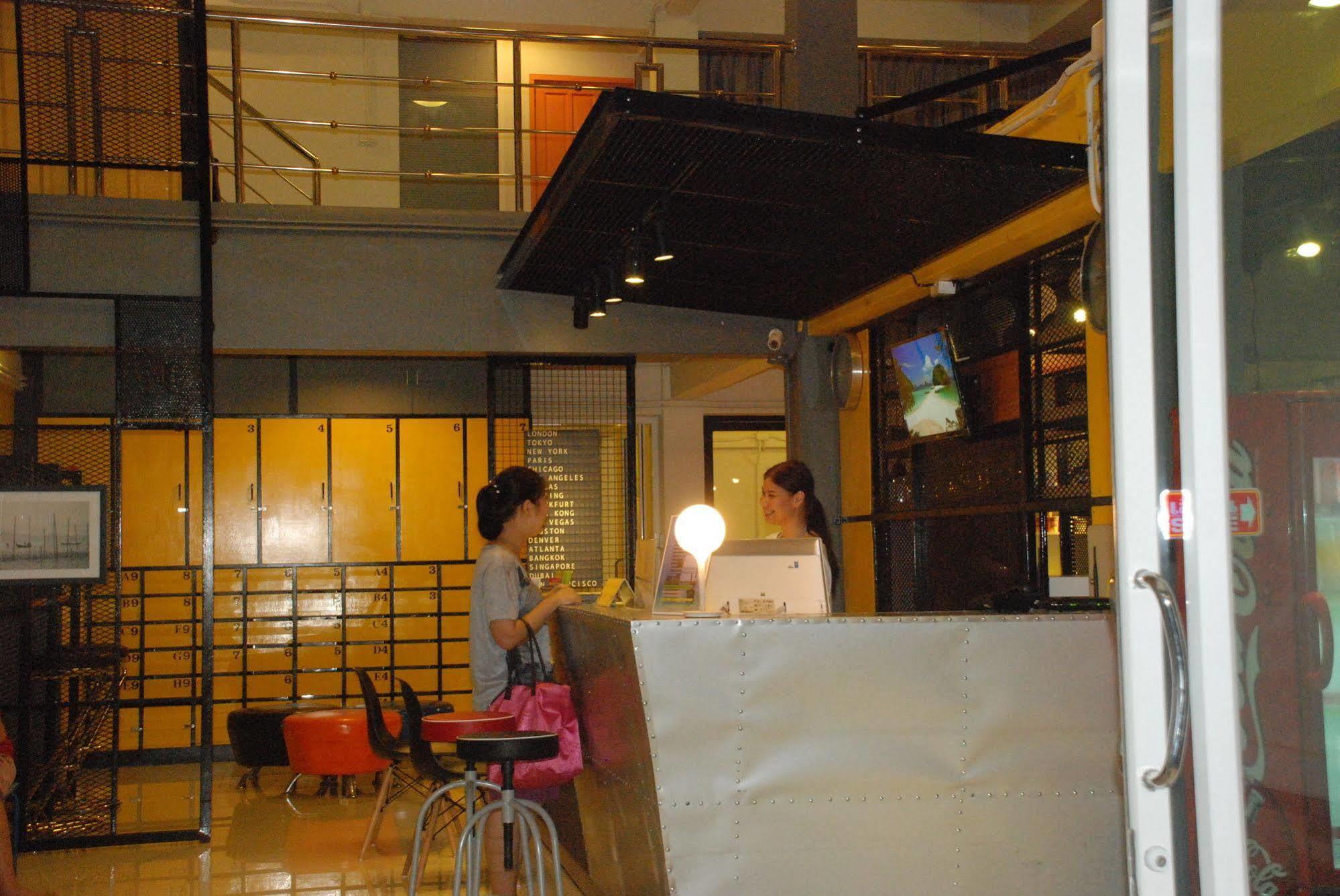 Oyes Hostel Krabi town Esterno foto