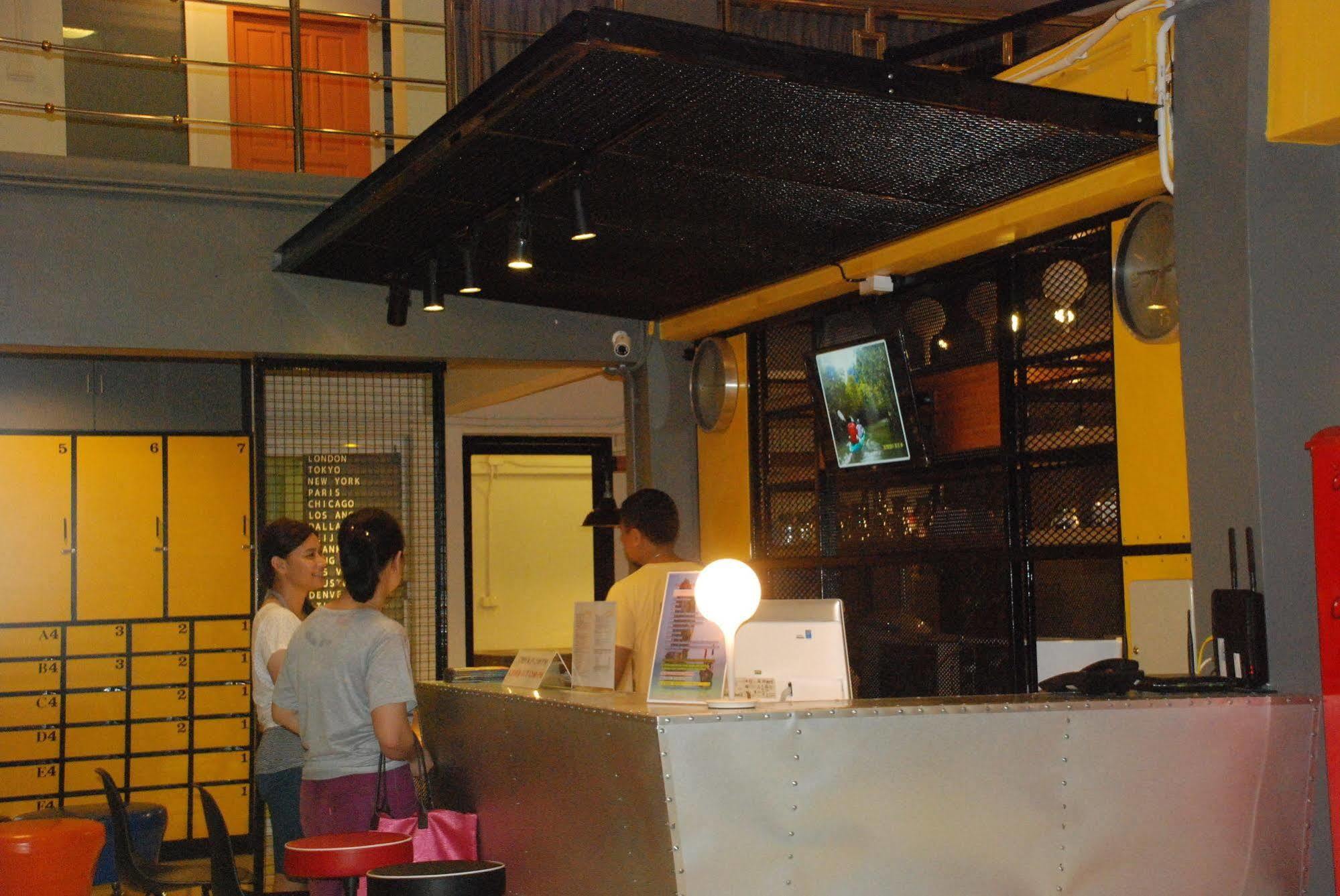 Oyes Hostel Krabi town Esterno foto